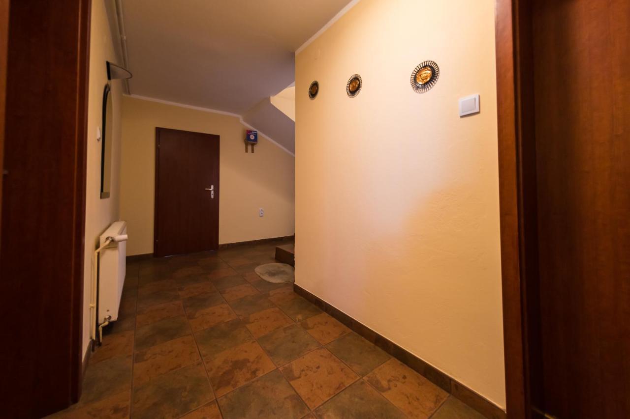 Willa Przy Deptaku Apartment Szczyrk Exterior foto