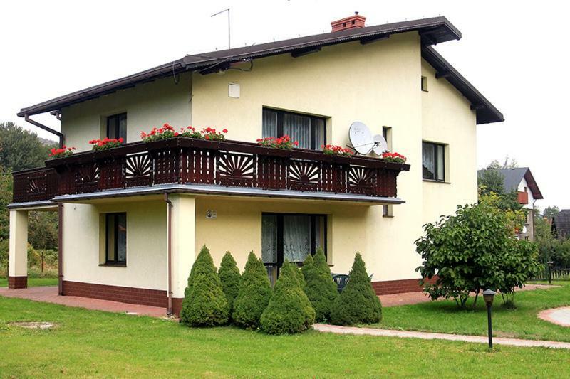 Willa Przy Deptaku Apartment Szczyrk Exterior foto